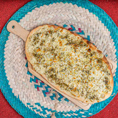 Zaatar Manoosha With Cheese